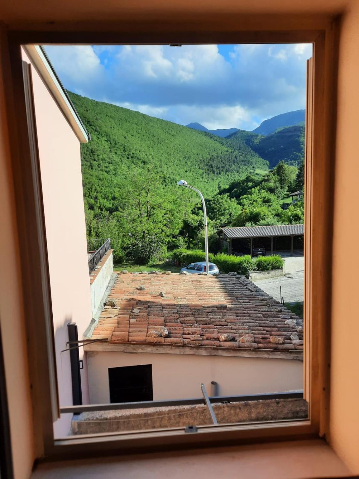 Ferienhaus In Frontone Esterno foto
